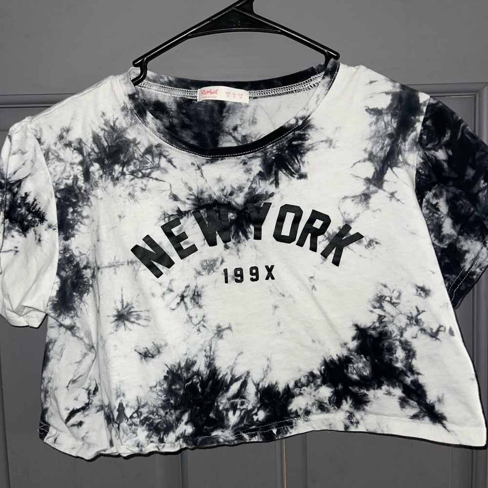 Women’s Cropped T-Shirt